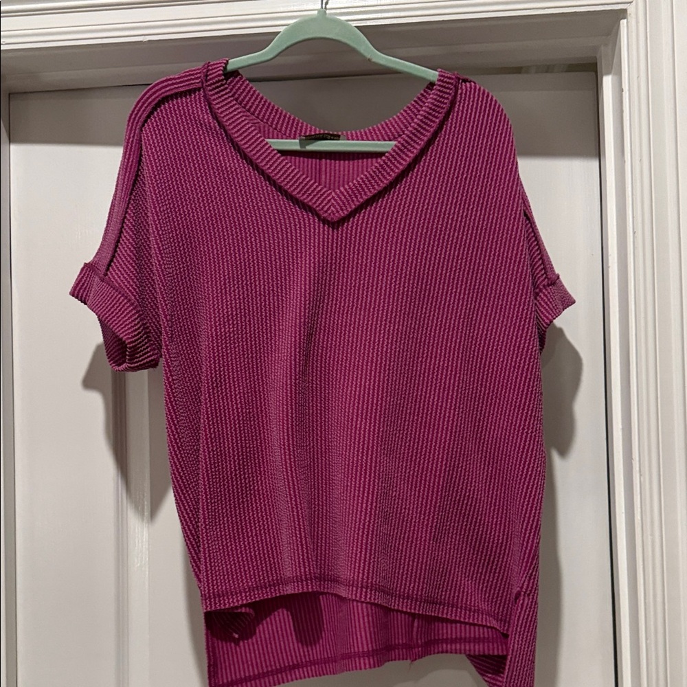 Zenana Outfitters Magenta Short Sleeve Knit Top